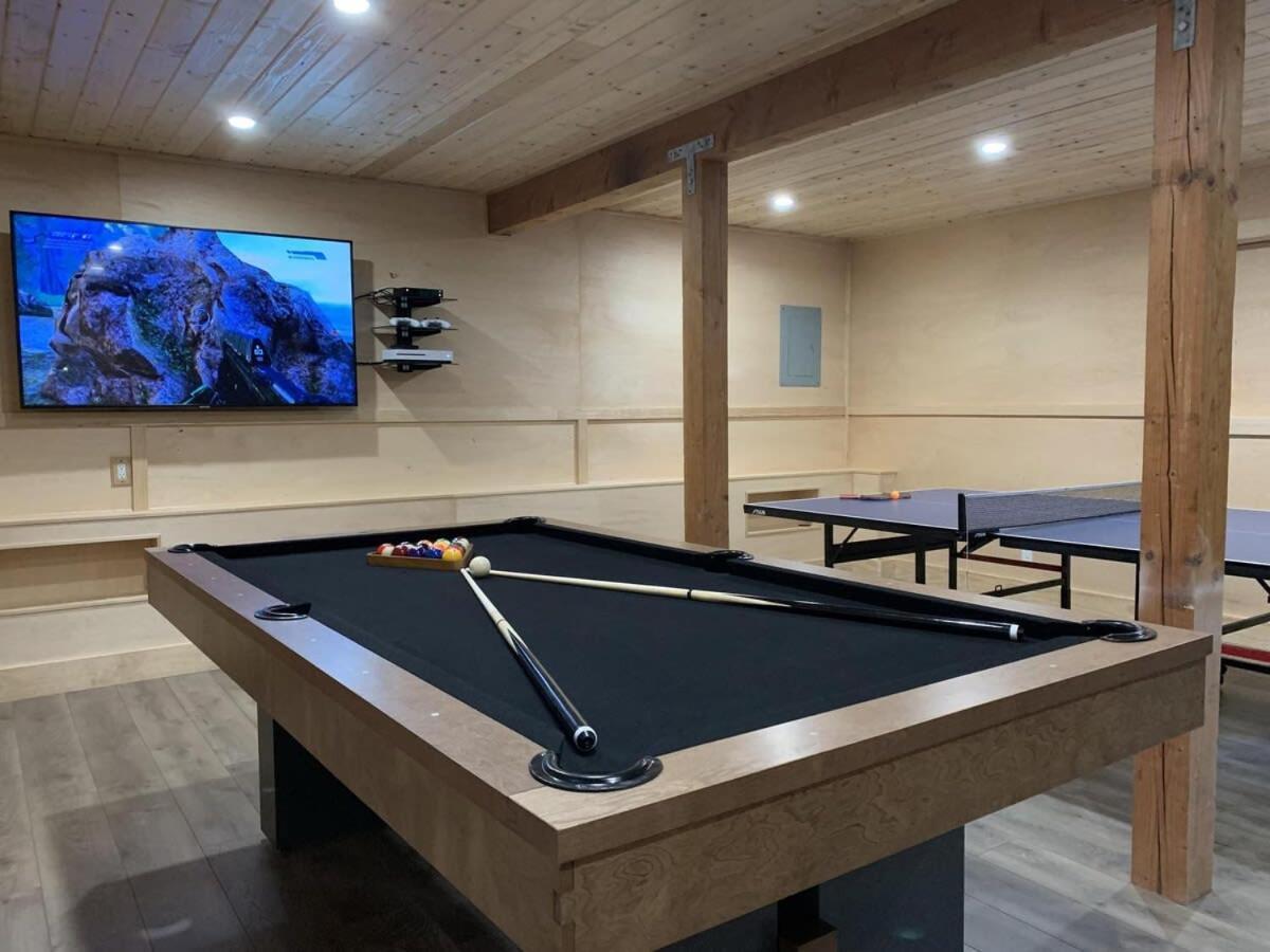 Spectacular Game Room, 3000 Sqft, 2 Masters, Pool Table, 2 Decks, Ac, Dogs Lake Arrowhead Eksteriør billede